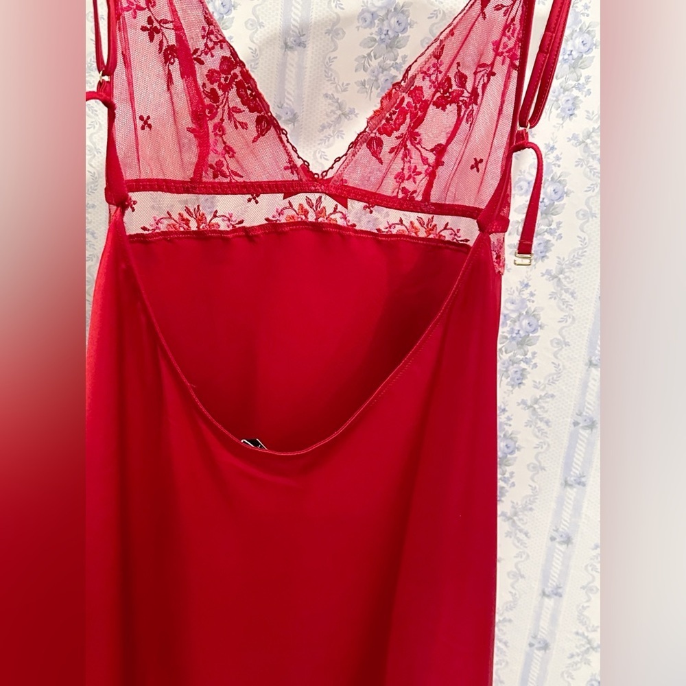 Victoria's Secret Christmas edition Red slip dress - Picture 4 of 5